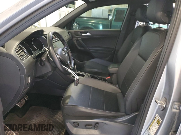 2020 Volkswagen Tiguan SE with VIN 3VV2B7AX1LM131674, listed as a Copart auction lot 54155815 with 115,555 mi miles and Salvage Title. Bid and sale history available at DreamBid. Image 7.