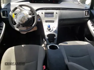 2013 Toyota Prius One z VIN JTDKN3DU7D5691061, wystawiony jako Copart lot #57721455 z przebiegiem 150 521 mil mil oraz Szkoda całkowita • Salvage title. Historia ofert i sprzedaży dostępna na DreamBid. Obrazek 8.