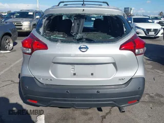 2020 Nissan Kicks SV z VIN 3N1CP5CV6LL573962, wystawiony jako IAAI lot #41783534 z przebiegiem 32 247 mil mil oraz . Historia ofert i sprzedaży dostępna na DreamBid. Obrazek 16.