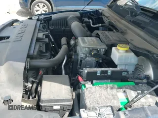 2020 Ram 1500 Laramie z VIN 1C6SRFJT4LN307504, wystawiony jako IAAI lot #42882754 z przebiegiem 100 563 mil mil oraz . Historia ofert i sprzedaży dostępna na DreamBid. Obrazek 19.