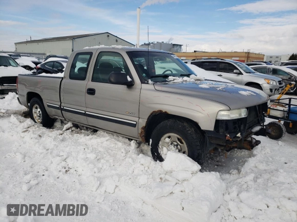 2000 Chevrolet Silverado 1500 LS with VIN 2GCEC19V7Y1242382, listed as a Copart auction lot 44953245 with 290,591 mi miles and Clean Title. Bid and sale history available at carsss.com. Image 4.