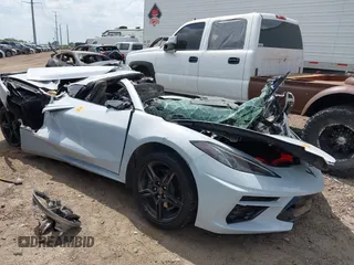 2023 Chevrolet Corvette 1LT z VIN 1G1YA2D45P5136865, wystawiony jako IAAI lot #42402111 z przebiegiem Nie podano mil oraz . Historia ofert i sprzedaży dostępna na DreamBid. Obrazek 1.