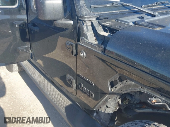 2018 Jeep Wrangler Unlimited Sahara z VIN 1C4HJXEG9JW216717, wystawiony jako IAAI lot #40908017 z przebiegiem 87 954 mil mil oraz . Historia ofert i sprzedaży dostępna na DreamBid. Obrazek 20.