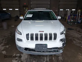 2017 Jeep Cherokee Latitude z VIN 1C4PJMCB5HW509073, wystawiony jako IAAI lot #41563435 z przebiegiem 108 737 mil mil oraz . Historia ofert i sprzedaży dostępna na DreamBid. Obrazek 12.