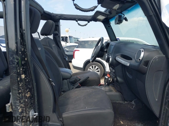 2016 Jeep Wrangler Unlimited Sahara with VIN 1C4BJWEG8GL333876, listed as a IAAI auction lot 42314351 with 163,889 mi miles and . Bid and sale history available at DreamBid. Image 5.