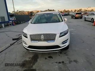 2019 Lincoln MKC Select with VIN 5LMCJ2C9XKUL50191, listed as a Copart auction lot 88648415 with 31,305 mi miles and Salvage title. Bid and sale history available at DreamBid. Image 14.