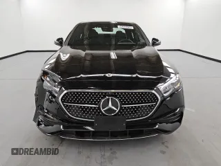2025 Mercedes-Benz E 350 with VIN W1KLF4HB5SA134109, listed as a Copart auction lot 56200205 with 3,624 mi miles and Clean Title. Bid and sale history available at DreamBid. Image 5.