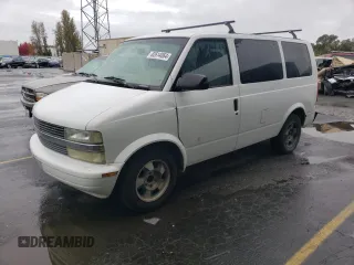 2003 Chevrolet Astro with VIN 1GNDM19XX3B123705, listed as a Copart auction lot 82614064 with 223,905 mi miles and Salvage Title. Bid and sale history available at carsss.com. Image 1.