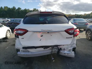 2019 Maserati Levante GranSport with VIN ZN661XUS9KX328117, listed as a Copart auction lot 73722224 with 0 mi miles and Salvage Title. Bid and sale history available at carsss.com. Image 6.