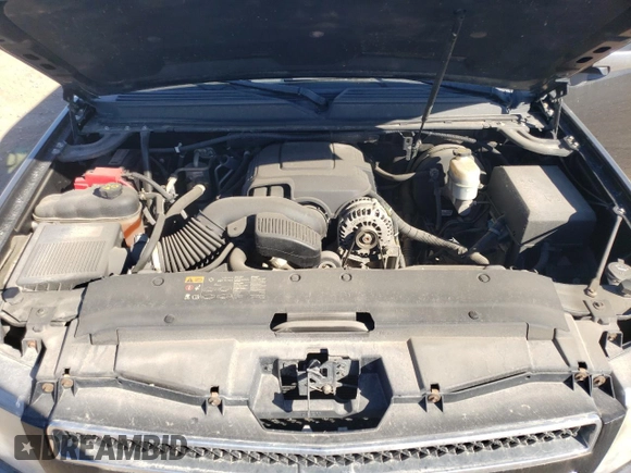 2011 Chevrolet Suburban LT with VIN 1GNSKJE34BR338003, listed as a Copart auction lot 70700754 with 0 mi miles and Salvage Title. Bid and sale history available at carsss.com. Image 12.