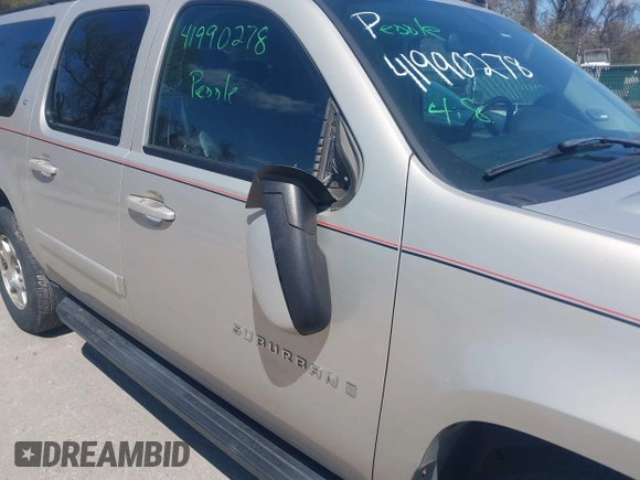 2007 Chevrolet Suburban LTZ с VIN 3GNFK16357G109210, выставлен на аукционе IAAI как лот 41990278 с пробегом 176 136 миль миль и . История ставок и продаж доступна на DreamBid. Изображение 14.