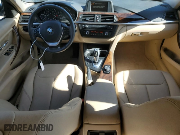 2014 BMW 3 Series 328i с VIN WBA3A5G54ENP34026, выставлен на аукционе Copart как лот 45373955 с пробегом 55 052 миль миль и Списание • Salvage title. История ставок и продаж доступна на DreamBid. Изображение 8.