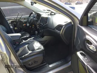 2019 Jeep Cherokee Limited with VIN 1C4PJMDX1KD423367, listed as a IAAI auction lot 41655265 with 121,178 mi miles and . Bid and sale history available at DreamBid. Image 5.