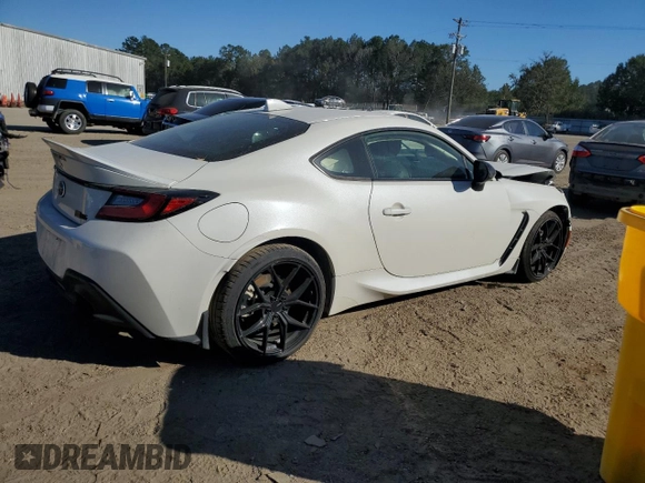 2023 Toyota GR86 Premium with VIN JF1ZNBE10P9762875, listed as a Copart auction lot 73985624 with 10,593 mi miles and Salvage Title. Bid and sale history available at carsss.com. Image 3.
