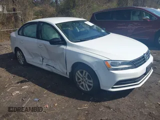2015 Volkswagen Jetta S с VIN 3VW2K7AJ3FM227320, выставлен на аукционе IAAI как лот 42030014 с пробегом 93 937 миль миль и . История ставок и продаж доступна на DreamBid. Изображение 1.
