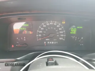 2000 Lincoln Town Car Executive с VIN 1L1FM81W8YY771526, выставлен на аукционе Copart как лот 65654725 с пробегом 51 048 миль миль и Чистый • Clean title. История ставок и продаж доступна на DreamBid. Изображение 9.