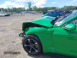 2019 Ford Mustang EcoBoost z VIN 1FA6P8TH6K5198844, wystawiony jako IAAI lot #42315513 z przebiegiem 29 658 mil mil oraz . Historia ofert i sprzedaży dostępna na DreamBid. Obrazek 20.