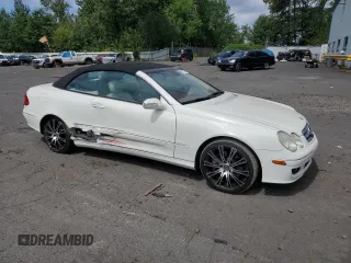 2007 Mercedes-Benz CLK 350 with VIN WDBTK56F27T081171, listed as a Copart auction lot 67127064 with 122,972 mi miles and Salvage Title. Bid and sale history available at DreamBid. Image 4.