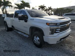 2020 Chevrolet Silverado 3500HD High Country with VIN 1GC4YVEY0LF292045, listed as a Copart auction lot 43163175 with 79,232 mi miles and Salvage Title. Bid and sale history available at DreamBid. Image 4.