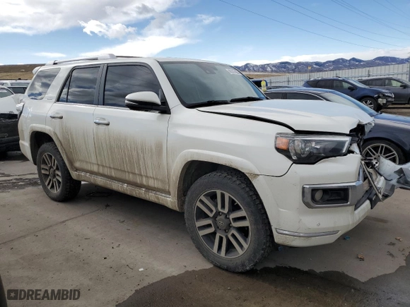 2020 Toyota 4Runner SR5 with VIN JTEBU5JR8L5754919, listed as a Copart auction lot 40247483 with 52,611 mi miles. Bid and sale history available at carsss.com. Image 4.
