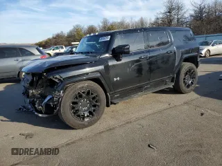 2024 GMC Hummer EV 2X with VIN 1GKB0NDE4RU104402, listed as a Copart auction lot 88446255 with 15,506 mi miles and Salvage Title. Bid and sale history available at carsss.com. Image 1.