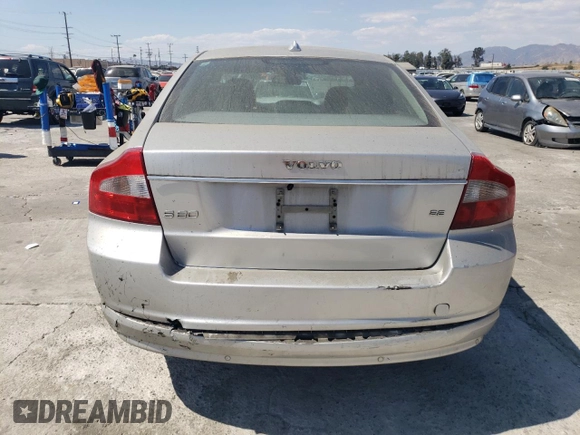 2008 Volvo S80 3.2L with VIN YV1AS982081064192, listed as a Copart auction lot 70442604 with 135,774 mi miles and Salvage Title. Bid and sale history available at carsss.com. Image 6.