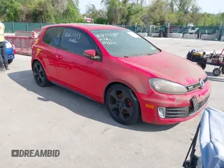 2012 Volkswagen GTI w/Conv & Sunroof z VIN WVWEV7AJ2CW259338, wystawiony jako IAAI lot #42123333 z przebiegiem 121 365 mil mil oraz . Historia ofert i sprzedaży dostępna na DreamBid. Obrazek 1.