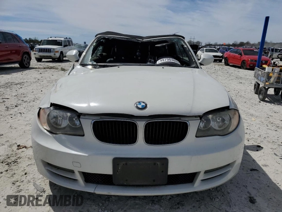 2010 BMW 1 Series 128i with VIN WBAUN1C5XAVH81789, listed as a Copart auction lot 49798465 with 128,859 mi miles and Clean title. Bid and sale history available at DreamBid. Image 5.