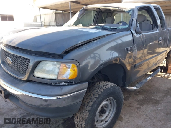 2003 Ford F-150 XL with VIN 1FTRX17L03NA40448, listed as a IAAI auction lot 41473201 with 1 mi miles. Bid and sale history available at carsss.com. Image 6.