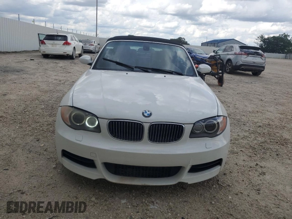 2008 BMW 1 Series 135i with VIN WBAUN93588VF54691, listed as a Copart auction lot 60436025 with 102,269 mi miles and Clean title. Bid and sale history available at DreamBid. Image 5.