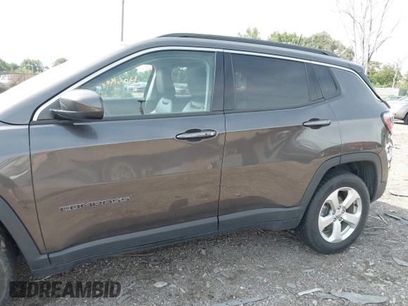 2017 Jeep Compass Latitude with VIN 3C4NJDBBXHT666385, listed as a IAAI auction lot 40236415 with 110,643 mi miles and . Bid and sale history available at carsss.com. Image 14.