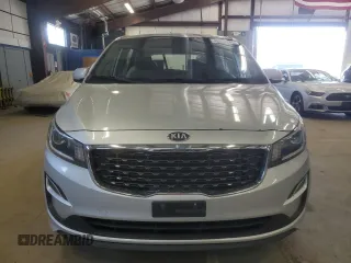 2019 Kia Sedona L with VIN KNDMA5C13K6538465, listed as a Copart auction lot 48683255 with 189,990 mi miles and Clean Title. Bid and sale history available at carsss.com. Image 5.