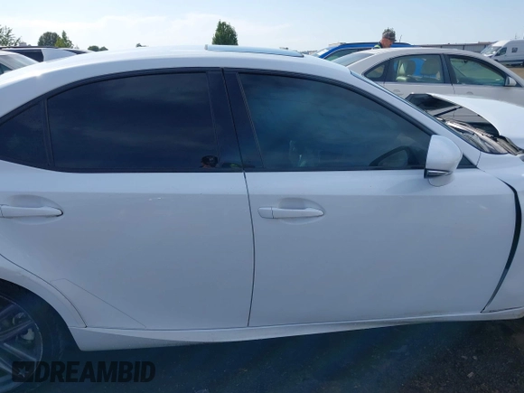 2017 Lexus IS 300 z VIN JTHCM1D25H5017196, wystawiony jako IAAI lot #40339951 z przebiegiem 99 879 mil mil oraz . Historia ofert i sprzedaży dostępna na DreamBid. Obrazek 14.