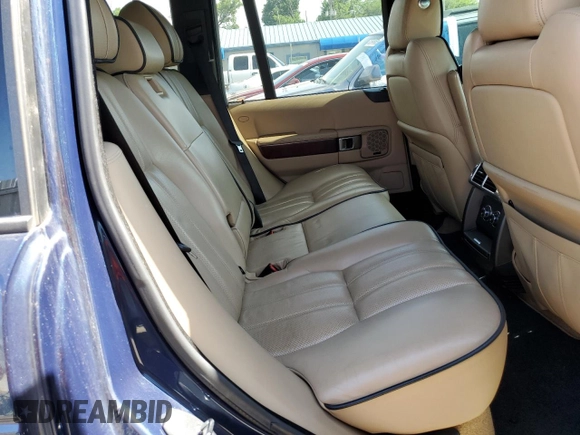 2011 Land Rover Range Rover HSE Lux with VIN SALMF1D41BA343179, listed as a Copart auction lot 62464155 with 170,248 mi miles and Salvage title. Bid and sale history available at DreamBid. Image 10.