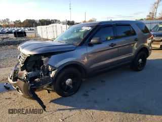 2018 Ford Police Interceptor Utility z VIN 1FM5K8AT7JGA57808, wystawiony jako Copart lot #82631264 z przebiegiem 123 019 mil mil oraz Szkody całkowita. Historia ofert i sprzedaży dostępna na DreamBid. Obrazek 1.