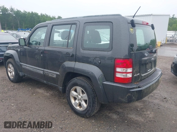 2011 Jeep Liberty Sport Jet z VIN 1J4PN2GK5BW585901, wystawiony jako IAAI lot #42459500 z przebiegiem 149 041 mil mil oraz . Historia ofert i sprzedaży dostępna na DreamBid. Obrazek 3.