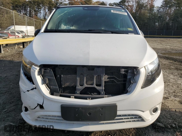2017 Mercedes-Benz Metris Passenger z VIN WD4PG2EE8H3336425, wystawiony jako Copart lot #80899504 z przebiegiem Nie podano mil oraz Szkody całkowita. Historia ofert i sprzedaży dostępna na DreamBid. Obrazek 5.