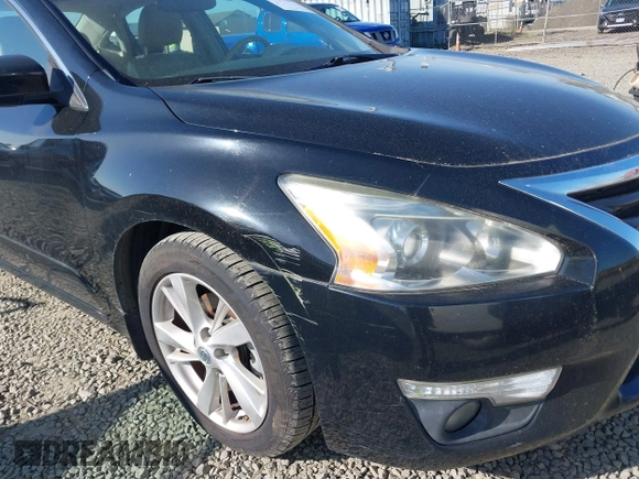 2013 Nissan Altima SV with VIN 1N4AL3AP4DC123285, listed as a IAAI auction lot 42229380 with 149,129 mi miles and . Bid and sale history available at carsss.com. Image 6.
