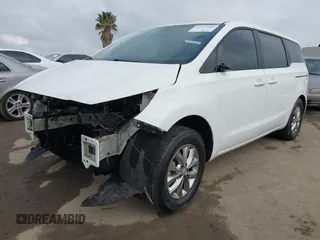 2016 Kia Sedona L with VIN KNDMA5C12G6151168, listed as a IAAI auction lot 42117087 with 99,743 mi miles. Bid and sale history available at carsss.com. Image 2.
