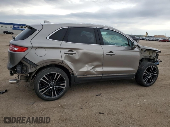 2017 Lincoln MKC Reserve with VIN 5LMTJ3DH9HUL53913, listed as a Copart auction lot 58224255 with 87,702 mi miles and Salvage title. Bid and sale history available at DreamBid. Image 3.