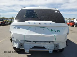 2024 Volvo XC90 Plus with VIN YV4H60LE0R1176317, listed as a Copart auction lot 68384344 with 5,788 mi miles and Salvage Title. Bid and sale history available at DreamBid. Image 6.