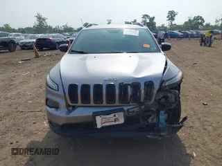 2015 Jeep Cherokee Sport с VIN 1C4PJMAB6FW662609, выставлен на аукционе IAAI как лот 42501537 с пробегом 182 800 миль миль и . История ставок и продаж доступна на DreamBid. Изображение 12.
