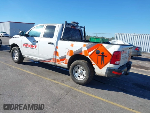2023 Ram 1500 Tradesman z VIN 1C6RR6FG0PS522900, wystawiony jako IAAI lot #41573571 z przebiegiem 45 128 mil mil oraz . Historia ofert i sprzedaży dostępna na DreamBid. Obrazek 3.