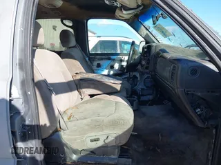 2002 Chevrolet Tahoe LS with VIN 1GNEC13Z42R208899, listed as a IAAI auction lot 41162432 with 268,783 mi miles and . Bid and sale history available at DreamBid. Image 5.