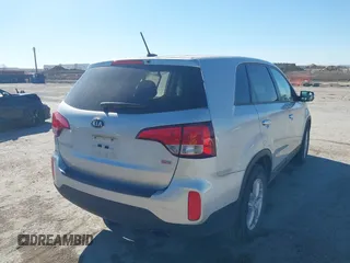 2014 Kia Sorento LX with VIN 5XYKT3A69EG454267, listed as a IAAI auction lot 41865480 with 150,922 mi miles. Bid and sale history available at carsss.com. Image 4.