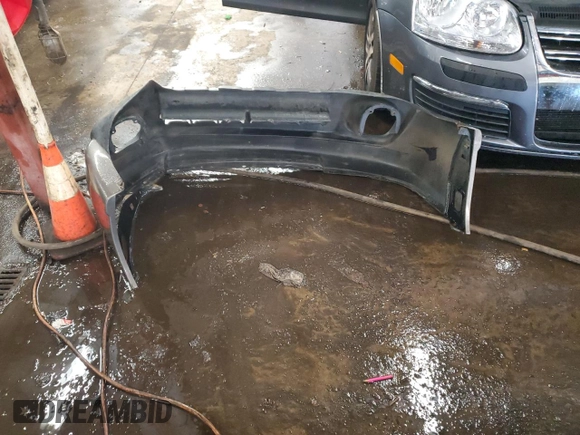 1999 Subaru Legacy Outback with VIN 4S3BG6853X7651034, listed as a Copart auction lot 85968574 with 201,205 mi miles and Salvage title. Bid and sale history available at DreamBid. Image 12.