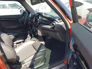 2019 MINI Hardtop 4 Door Cooper S with VIN WMWXU3C57K2B64946, listed as a IAAI auction lot 42240647 with 87,704 mi miles and . Bid and sale history available at DreamBid. Image 5.