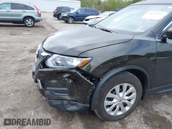 2017 Nissan Rogue SV z VIN KNMAT2MT9HP519773, wystawiony jako IAAI lot #42251447 z przebiegiem 37 020 mil mil oraz . Historia ofert i sprzedaży dostępna na DreamBid. Obrazek 6.