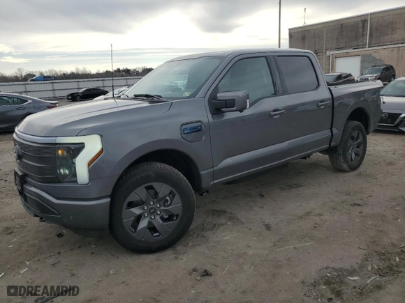 2024 Ford F-150 Lightning LARIAT with VIN 1FT6W5L79RWG19060, listed as a Copart auction lot 43415085 with 2,733 mi miles and Salvage Title. Bid and sale history available at carsss.com. Image 1.