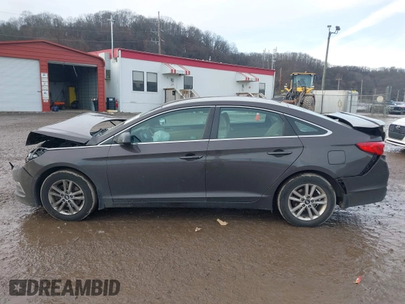 2015 Hyundai Sonata SE z VIN 5NPE24AF5FH184549, wystawiony jako IAAI lot #41132530 z przebiegiem 123 031 mil mil oraz . Historia ofert i sprzedaży dostępna na DreamBid. Obrazek 15.